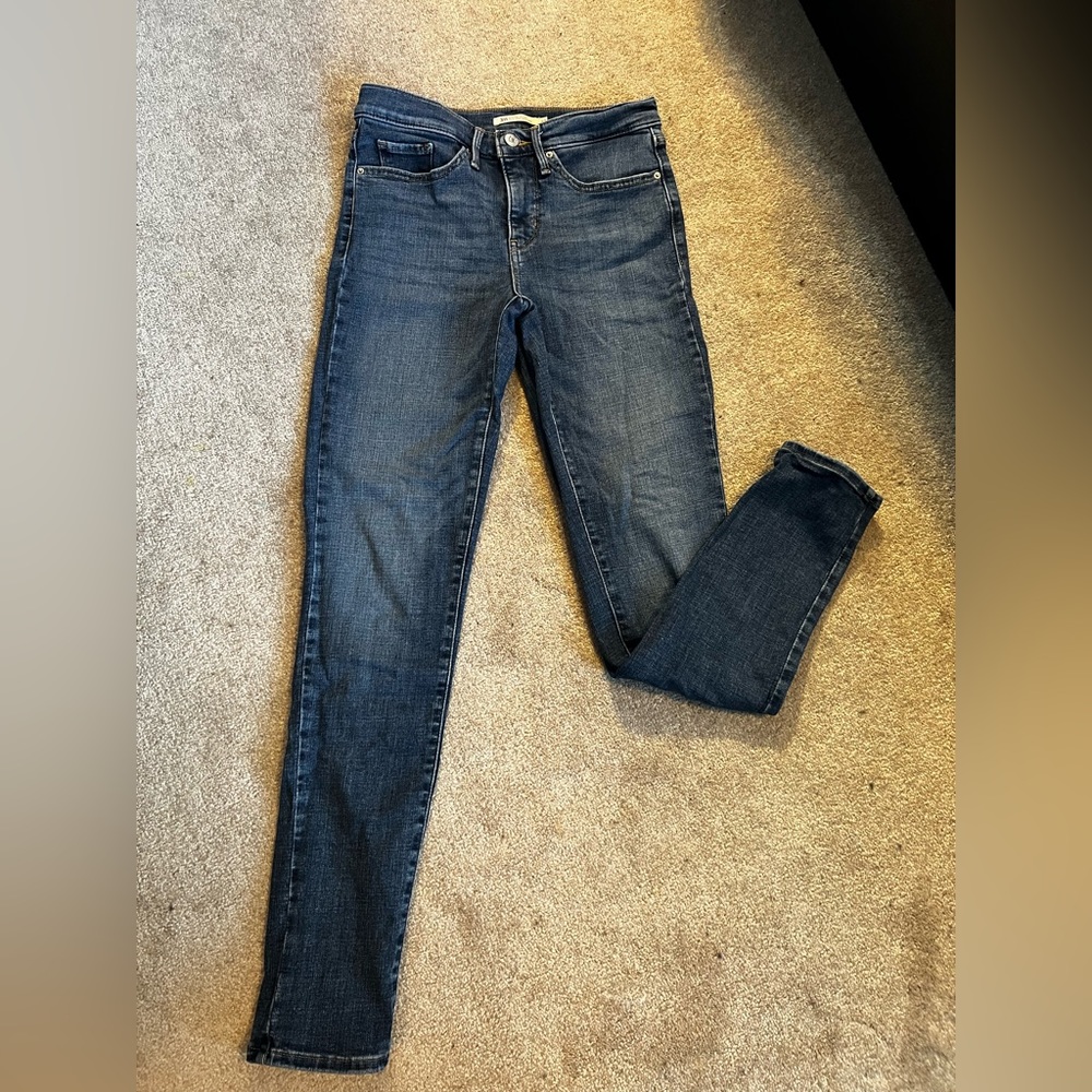 Levi 311 shaping skinny jeans